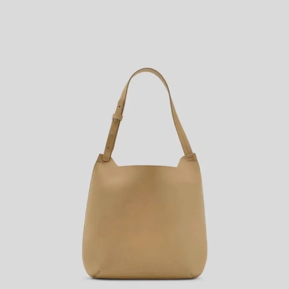 Everlane Cactus Leather Shoulder Bag Tote 🌵 - Picture 1 of 6